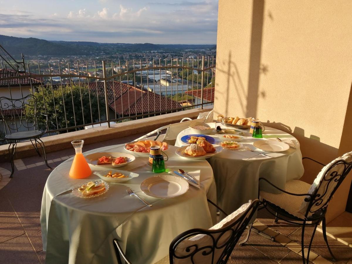 Ca' Pietra Di Nonno Pietro Bed & Breakfast Gavardo Ngoại thất bức ảnh